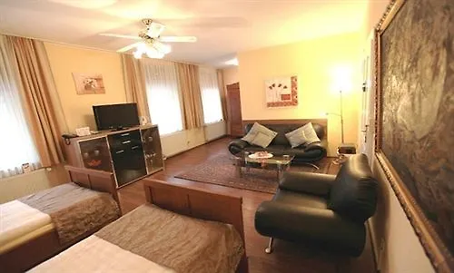 Hotel Carlton Mayfair Dusseldorf