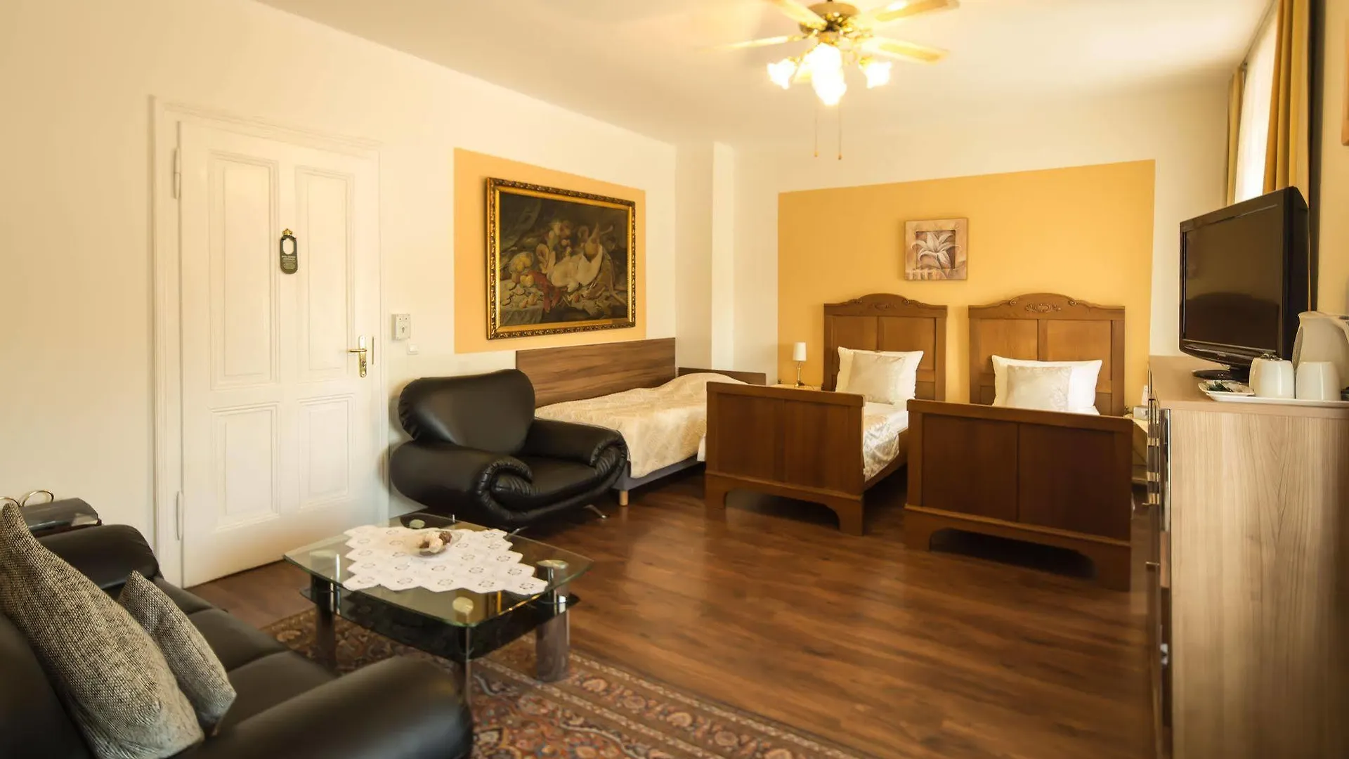 ***  Hotel Carlton Mayfair Dusseldorf Germany